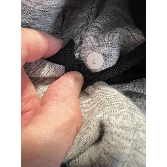 Lululemon EUC Black/Gray Reversible Urban Horizons Hooded Jacket L - Picture 12 of 15